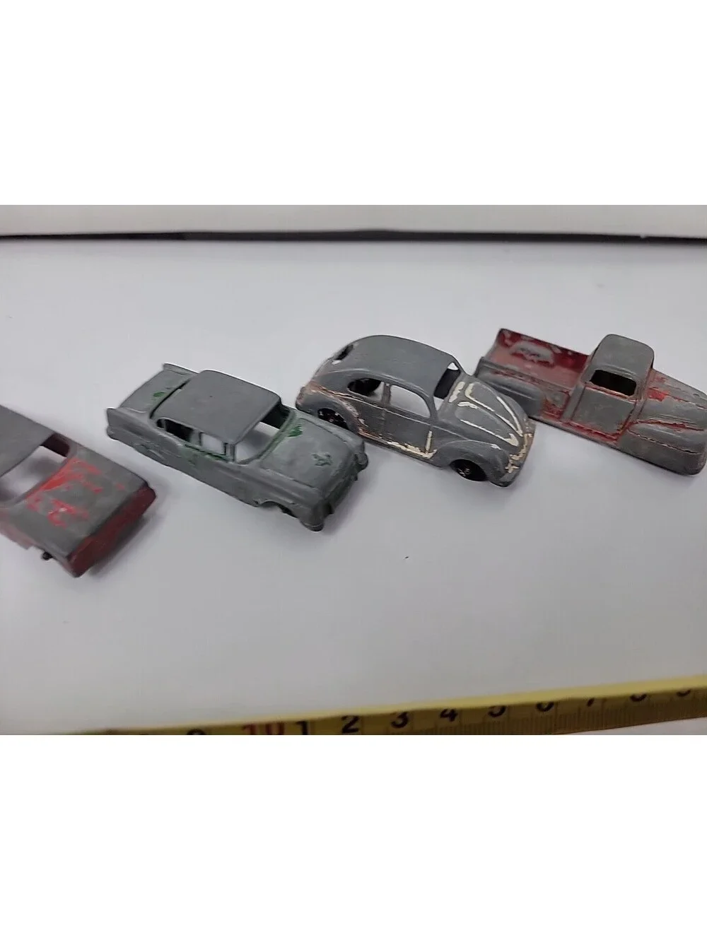 15 Vintage Tootsietoy  lot Of 15 Made in USA diecast metal Cars & Trucks